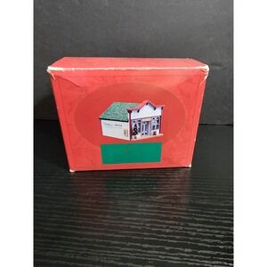 Hallmark Mrs Parkleys General Store Sarah Plain and Tall Collection 1994